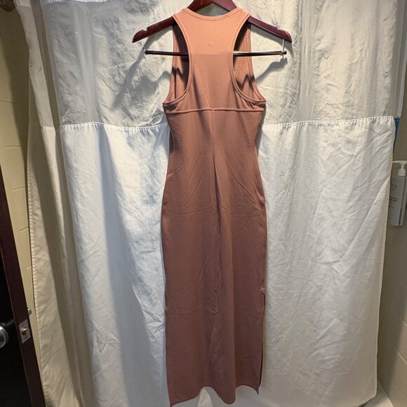 Like New Lululemon Get Going Midi Dress Red Dust Nulu Racerback Tank Size 4 S - Picture 6 of 15